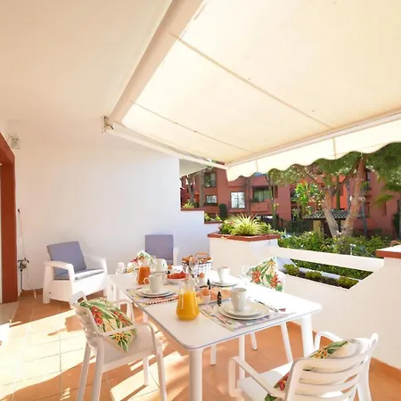 Luxury Beach Side Apartment In Marbella Playa Exterior foto